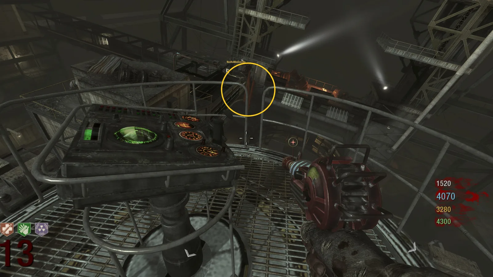 Letra N flotando en el aire durante el trayecto de Spawn a Sickle/Speed Cola